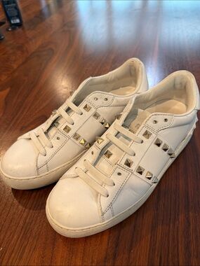 Valentino Garavani White Leather Sneakers with Gold Rockstuds